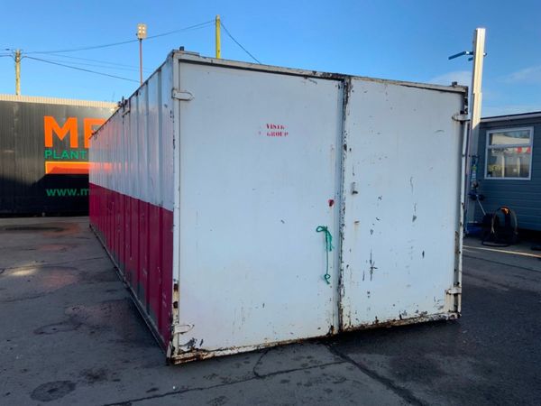 32ft x 10ft SITE STORAGE CONTAINER..........3925. 367149033