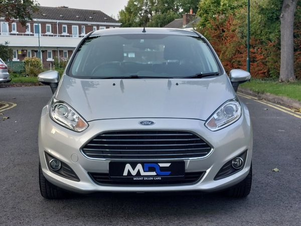 Ford Fiesta Titanium 1.25 Petrol *Only 42k* 2015 367142558