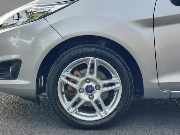 Ford Fiesta Titanium 1.25 Petrol *Only 42k* 2015 367142553