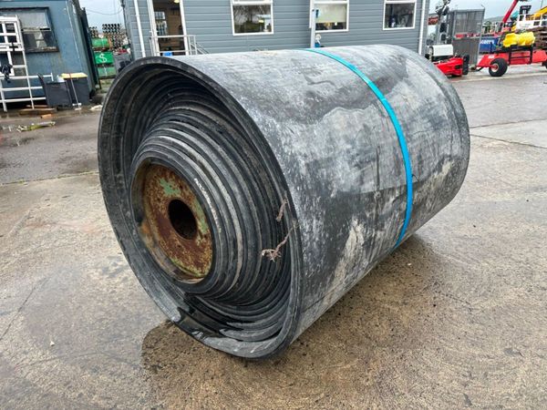 134 foot of 64 inch rubber conveyor matting ....0 367161517