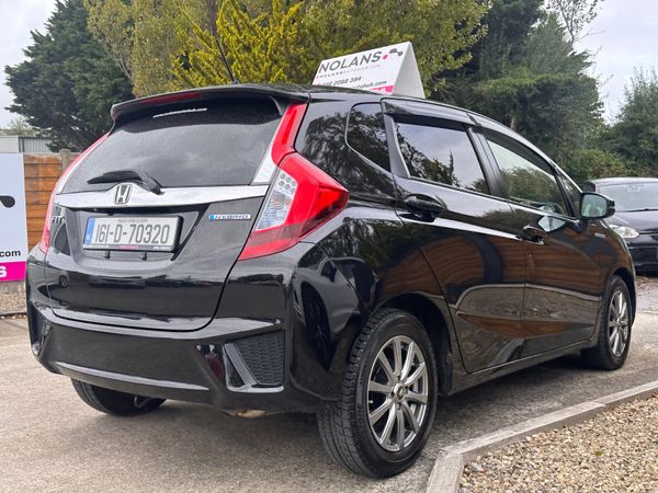 Honda Fit 2016 1.5 Hybrid 367175911