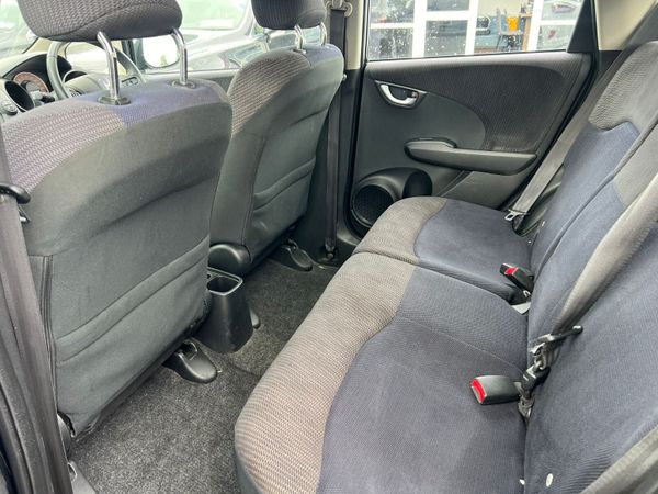 12 Honda Jazz 1.3 367186479