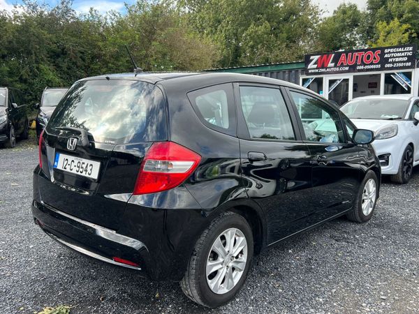 12 Honda Jazz 1.3 367186497