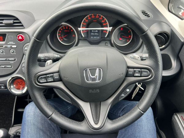 12 Honda Jazz 1.3 367186509