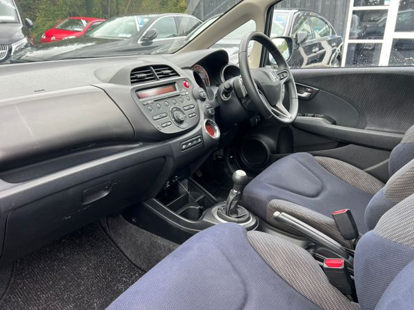 12 Honda Jazz 1.3 367186501