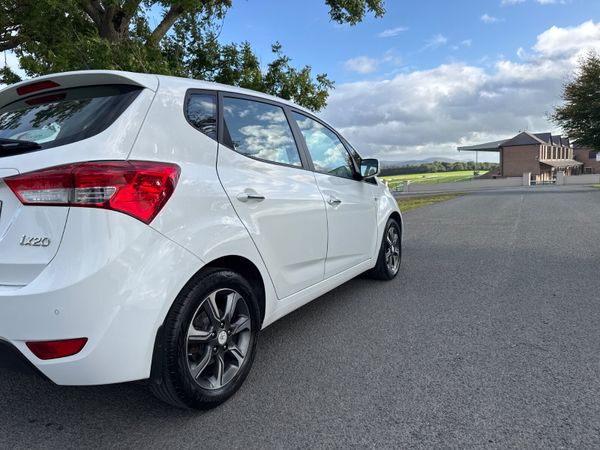 Hyundai ix20 2017 Deluxe 367191779