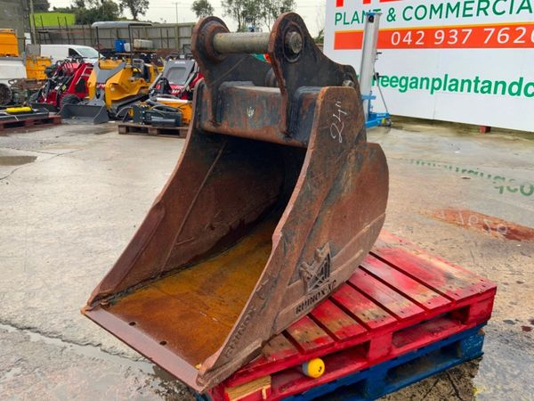 24" RHINOX DIGGING BUCKET.....65mm PINS.....577v. 367244255