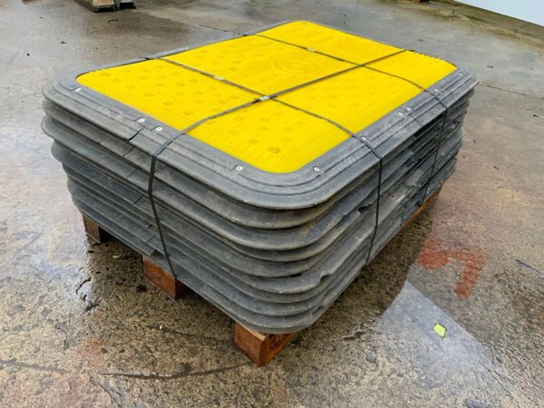 52" x 35" PEDESTRIAN TRENCH COVERS......5235. 367249885