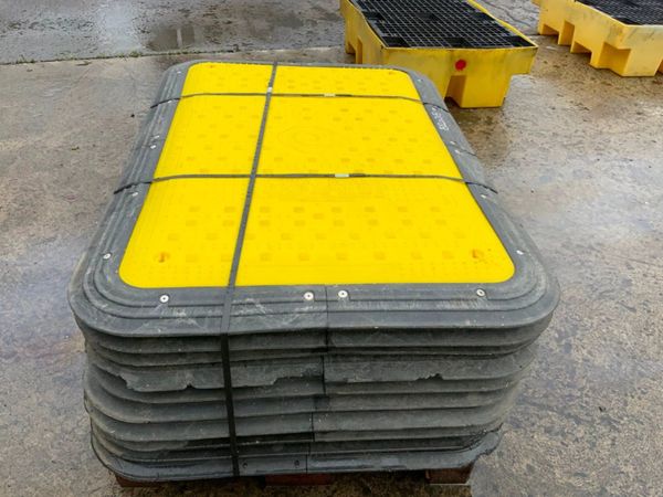 52" x 35" PEDESTRIAN TRENCH COVERS......5235. 367249882