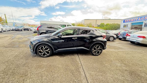 Toyota C-HR 1.8 Hybrid 2018 367257470