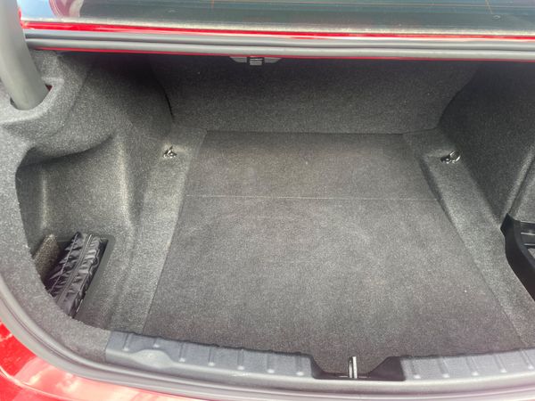 BMW 3-Series 2015 , auto , black leather 367250949