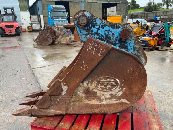 18" STRICKLAND DIGGING BUCKET. 367252299
