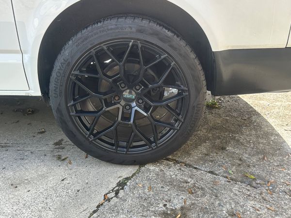 Volkswagen Transporter 2021 367269406