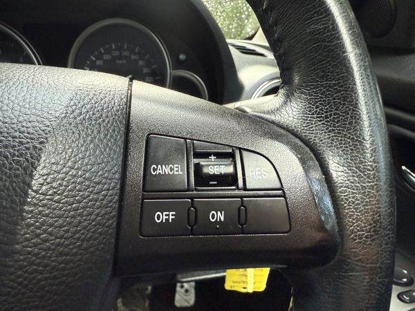 Mazda 6 Diesel Sport Low KM 2012 367276517