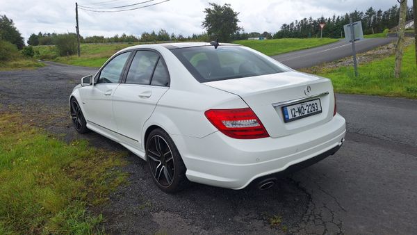 12 Mercedes-Benz C-Class 367270931