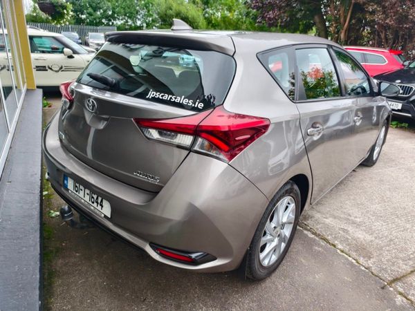 Toyota Auris 1.4 D-4d (90) 5Dr Aura 367290237