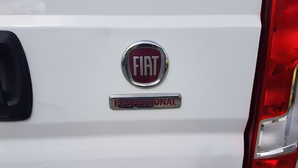 Fiat Ducato MAXI 2.2 160BHP ONE OWNER 105KM VAT IN 367293370