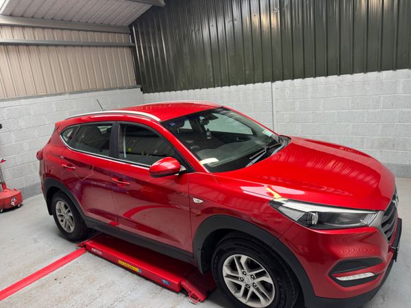 Hyundai Tucson 2016 367305079