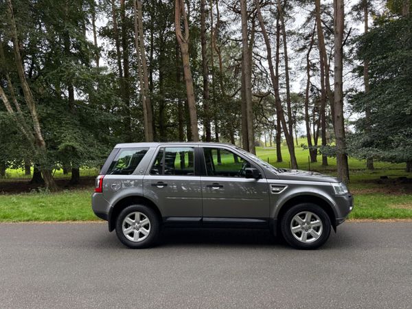 Land Rover Freelander 2011 Low KM 367307994
