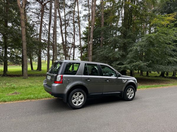 Land Rover Freelander 2011 Low KM 367307995