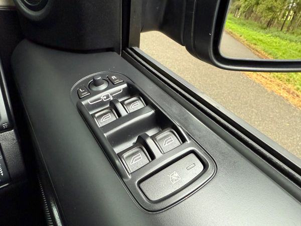 Land Rover Freelander 2011 Low KM 367308010