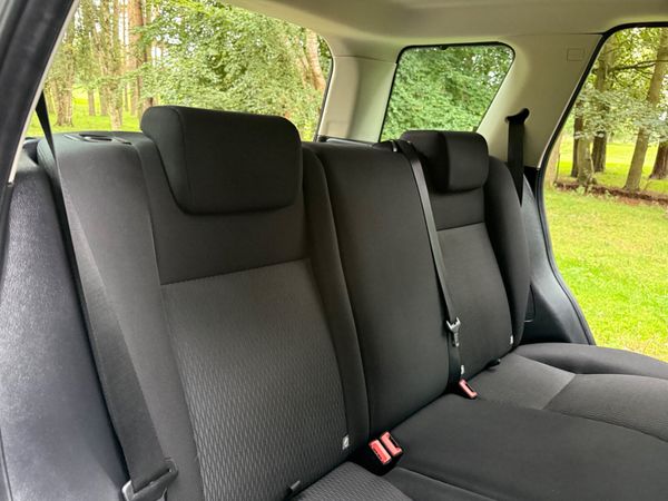 Land Rover Freelander 2011 Low KM 367308011