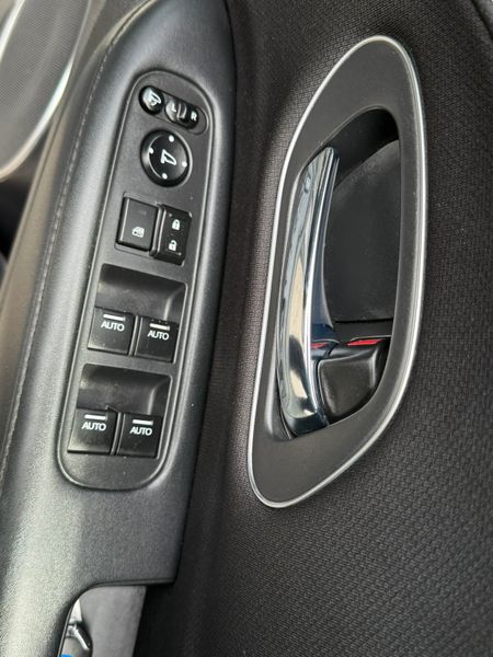 2016 Honda vezel 1.5 hybrid, only 60k Miles 367318508