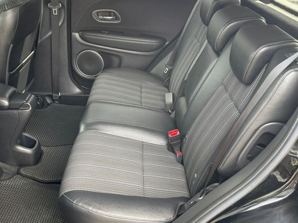 2016 Honda vezel 1.5 hybrid, only 60k Miles 367318512