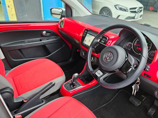 2015 Volkswagen Cross Up /Automatic 1.0 367328286