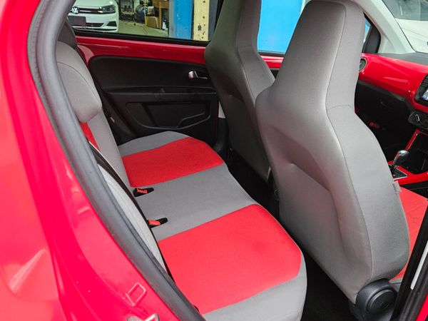 2015 Volkswagen Cross Up /Automatic 1.0 367328287