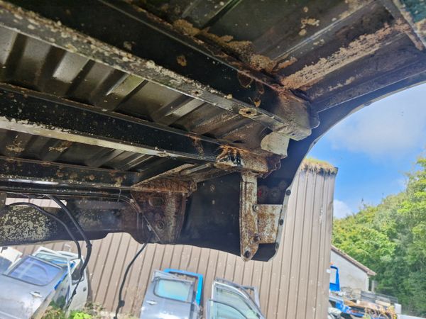 Toyota hilux tub 05 to 16 367338696
