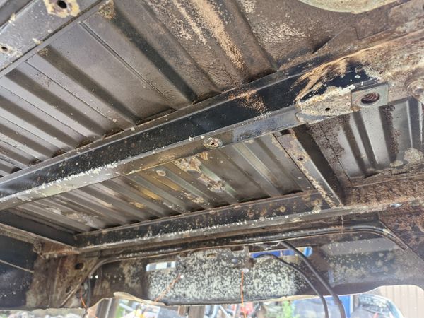 Toyota hilux tub 05 to 16 367338705