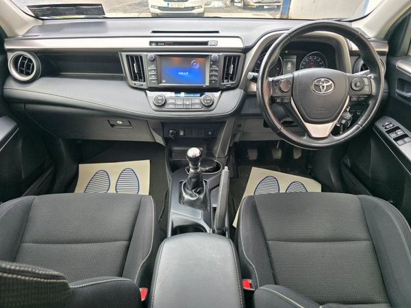 TOYOTA RAV4 2017 LUNA SPORT 2.0D4D 367330081