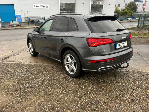 Audi Q5 Automatic  S Line 367332405