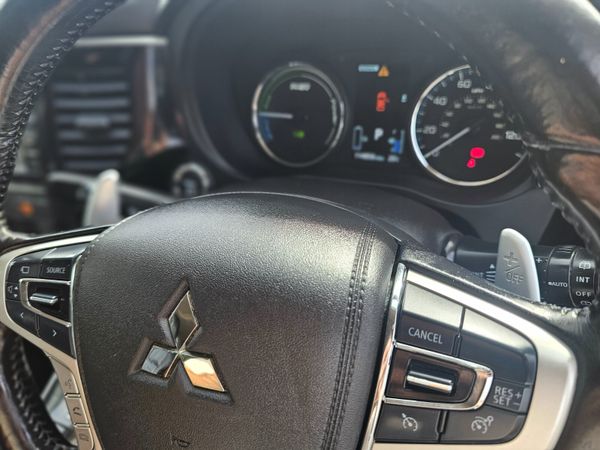 MITSUBISHI OUTLANDER 2.0 GX4HS PHEV 4X4 367348142