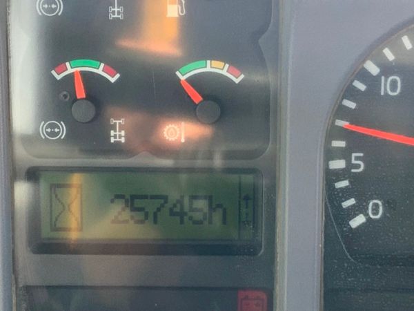 2002 VOLVO A25d SITE DUMP TRUCK.....a25 367348585
