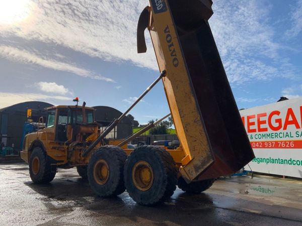 2002 VOLVO A25d SITE DUMP TRUCK.....a25 367348598