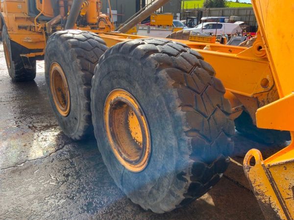 2002 VOLVO A25d SITE DUMP TRUCK.....a25 367348592
