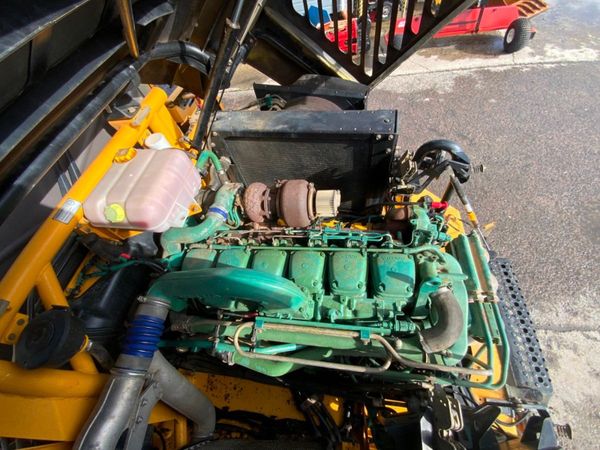 2002 VOLVO A25d SITE DUMP TRUCK.....a25 367348602