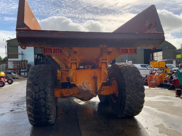 2002 VOLVO A25d SITE DUMP TRUCK.....a25 367348612