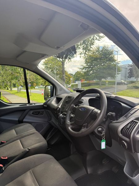 Ford Transit Custom 2017 LWB Tax & Test 367353356