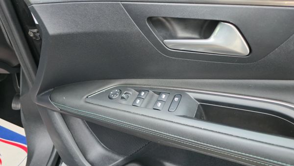 Peugeot 3008 AUTO 1 year warranty 367366700