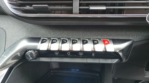 Peugeot 3008 AUTO 1 year warranty 367366833