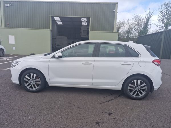 Hyundai i30 2019 - Deluxe Plus Model 367361858