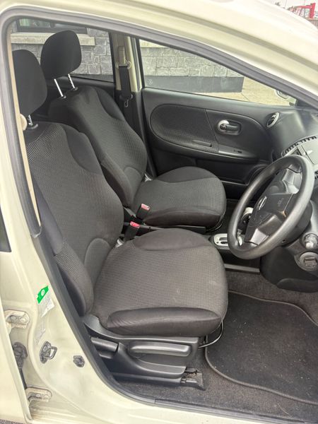 Nissan Note 2009 367374338