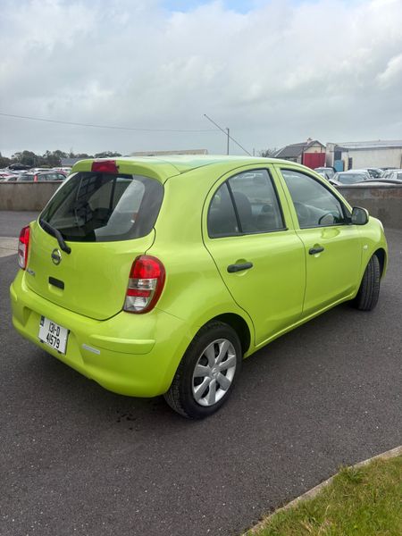 Nissan March 2013 367375429