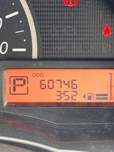 Nissan March 2013 367375465