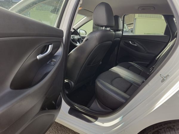 Hyundai i30 2019 - Deluxe Plus Model 367377492