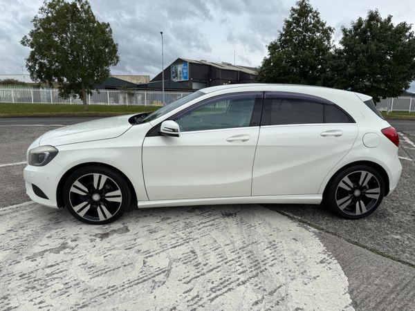 MERCEDES A180 2014 AUTOMATIC 367377809