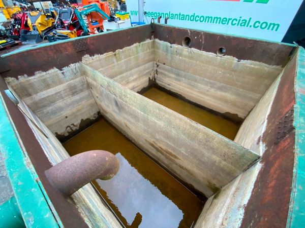 4500lts SILT RETENTION / FILTRATION TANK.......48 367379922